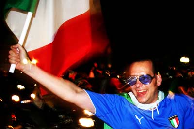 Italy_won_worldcup_01_400.jpg